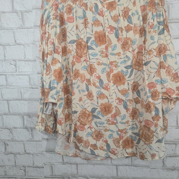 NWT Hayden long sleeve blouse - Picture 13 of 16